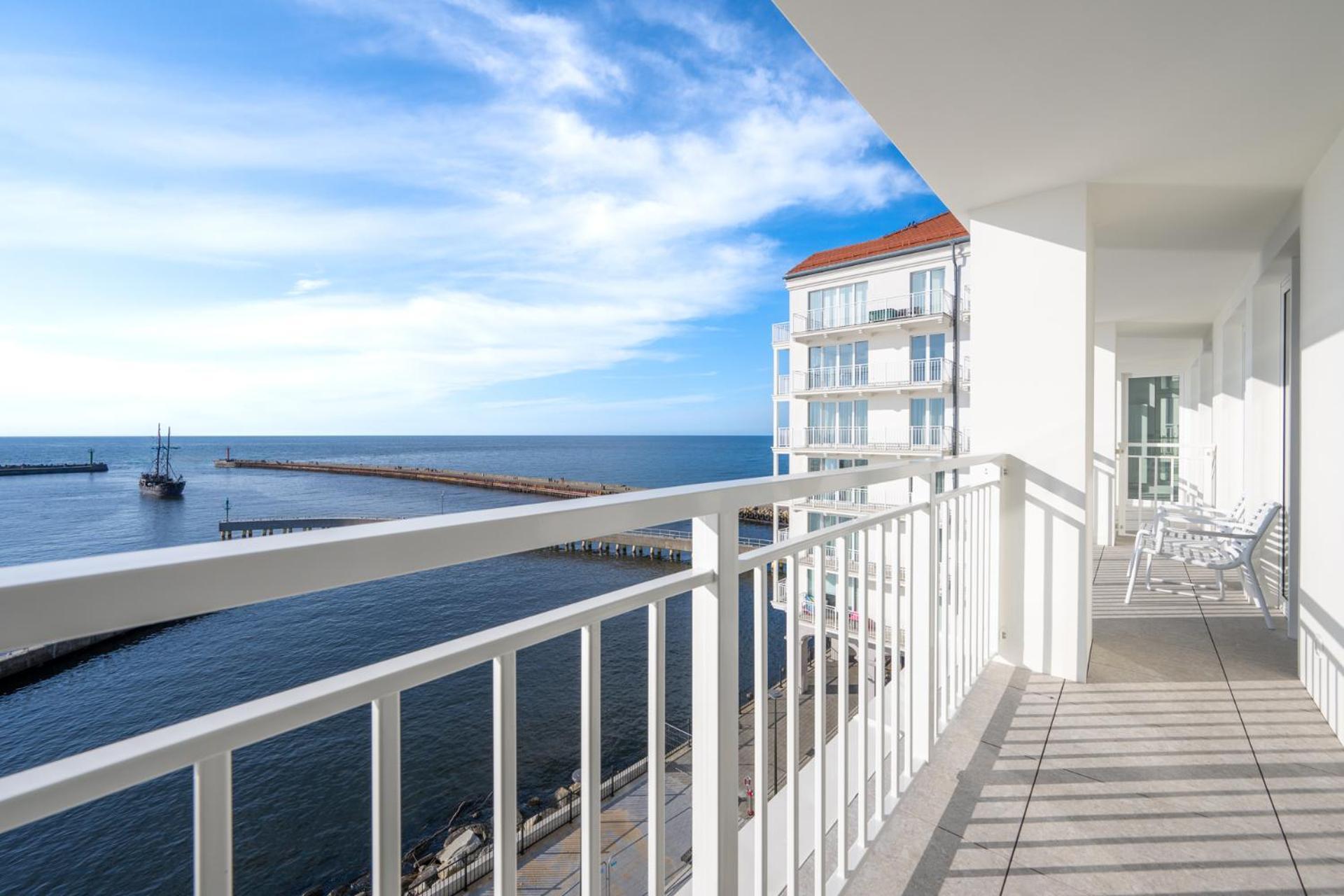 Sea Collection By Marina Royale Aparthotel Darlowo Exterior photo