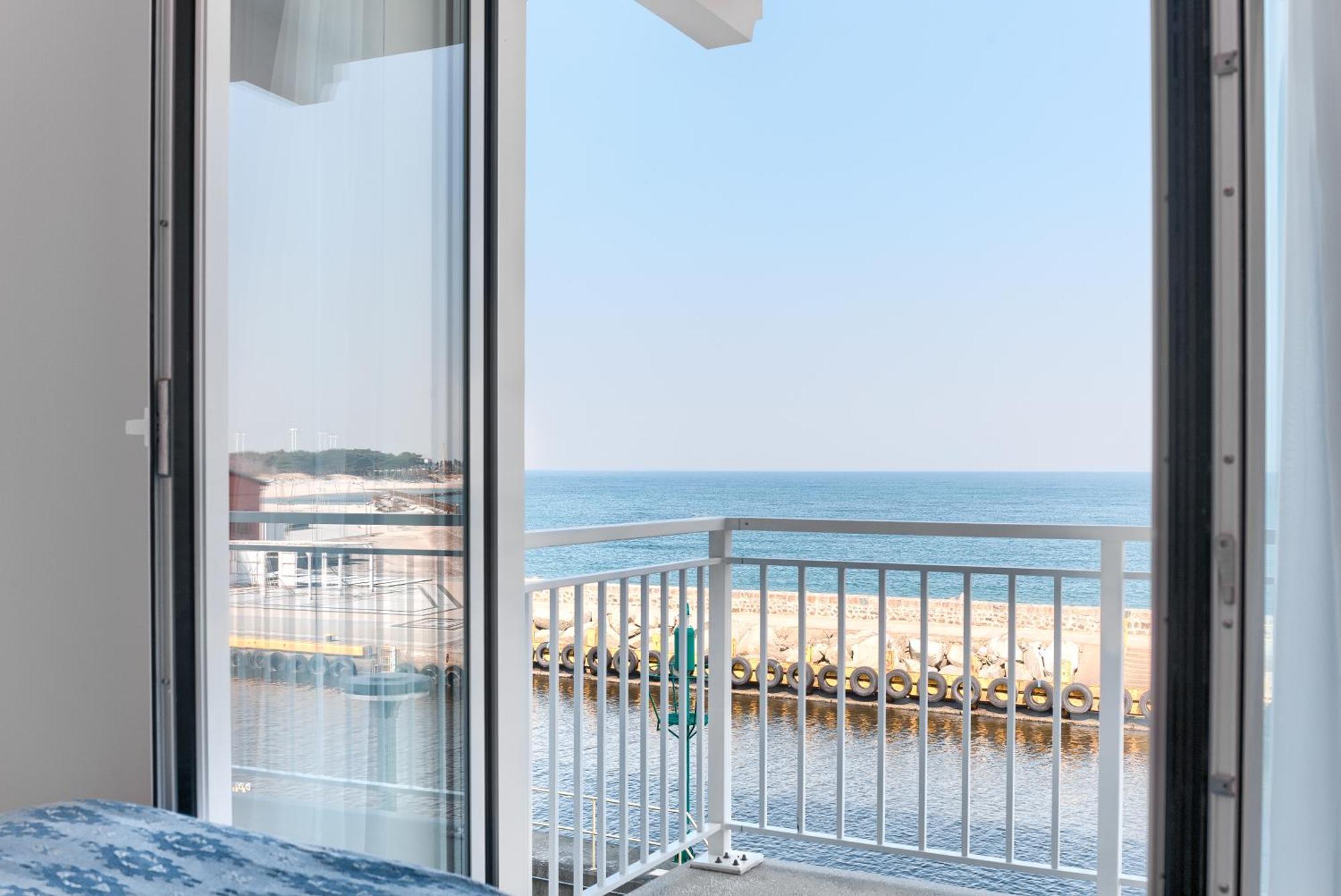 Sea Collection By Marina Royale Aparthotel Darlowo Exterior photo