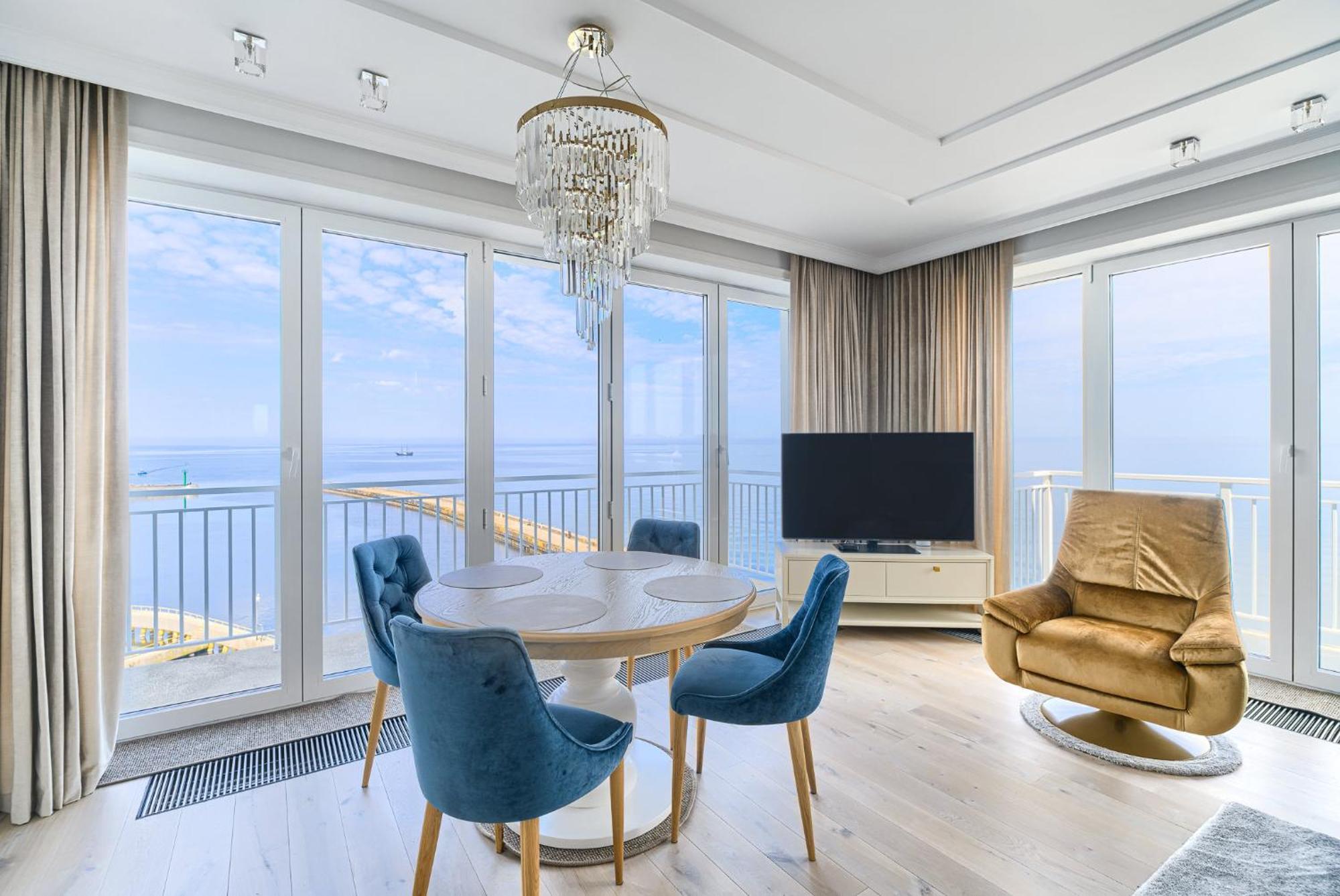 Sea Collection By Marina Royale Aparthotel Darlowo Exterior photo